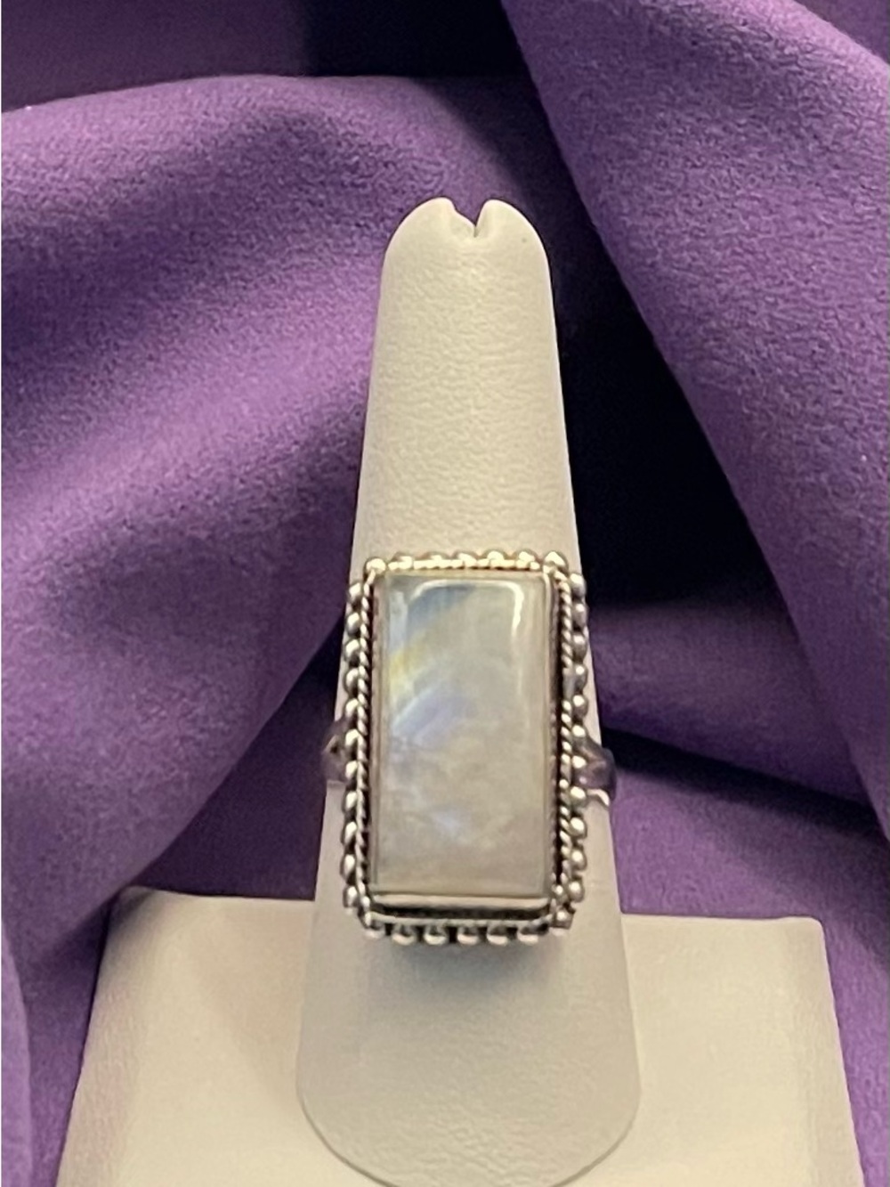 NWOT .925 SS 8.95g Rainbow Moonstone Statement Ring sz 8 approx. 20mm x 10mm - Picture 7 of 9